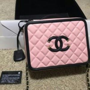 Chanel Vanity Case Medium Pink